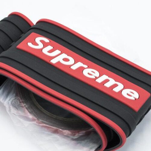 Універсальна захисна накладка на задній бампер Supreme / червоно-черн